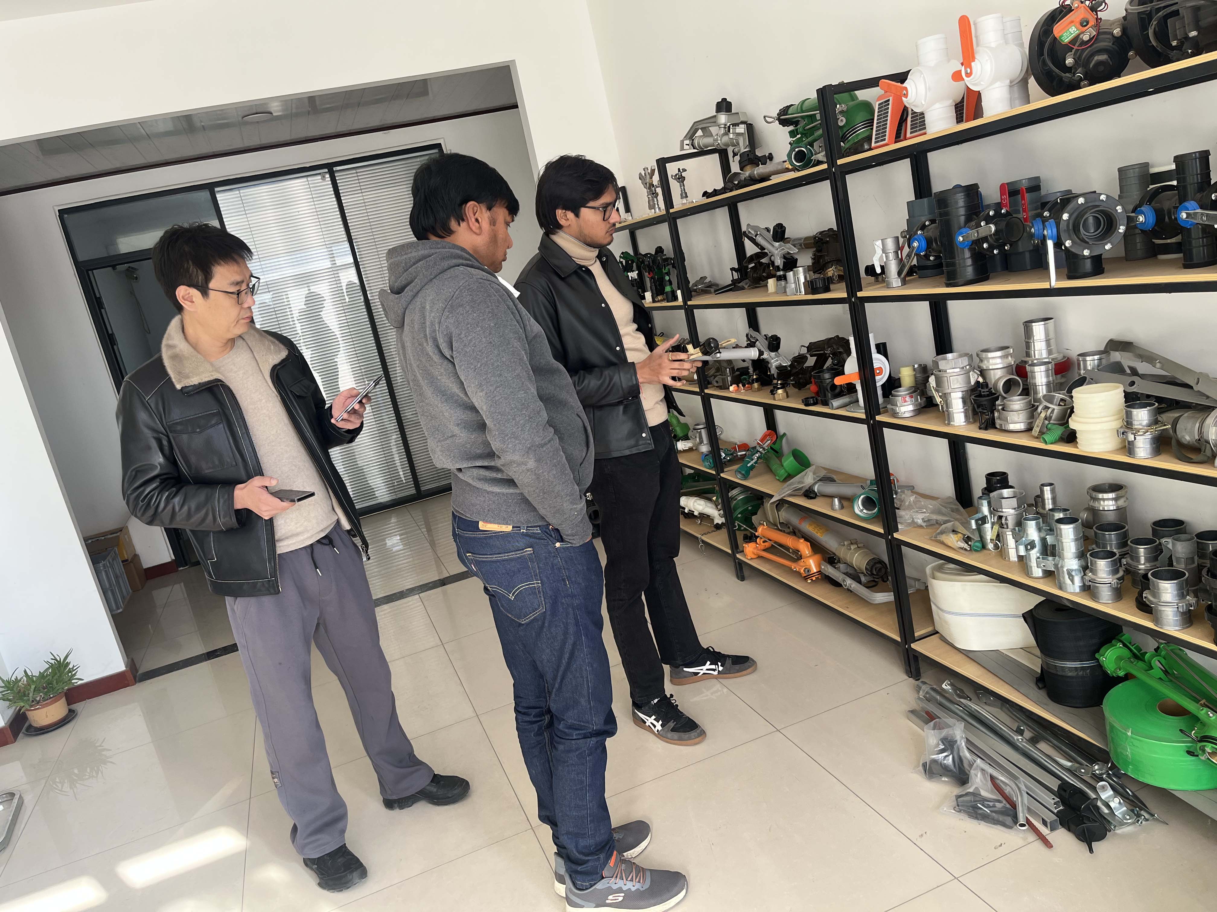 成都NS40 涡轮喷枪获客户青睐 洽谈批量合作